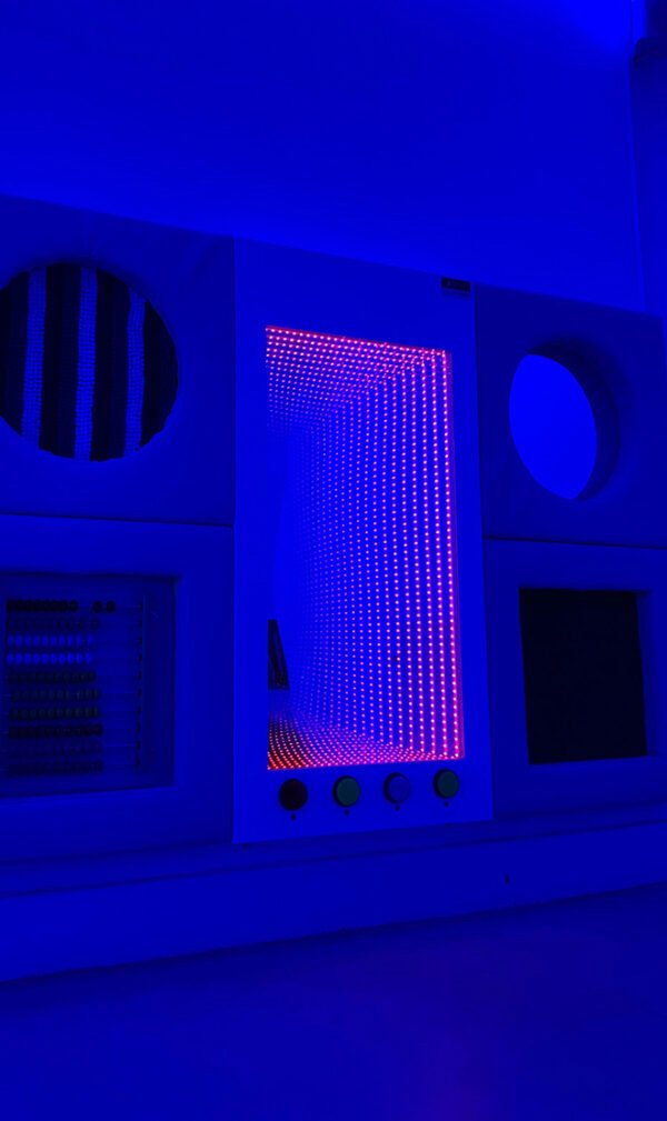 Infinity Panel With Buttons - Image 2